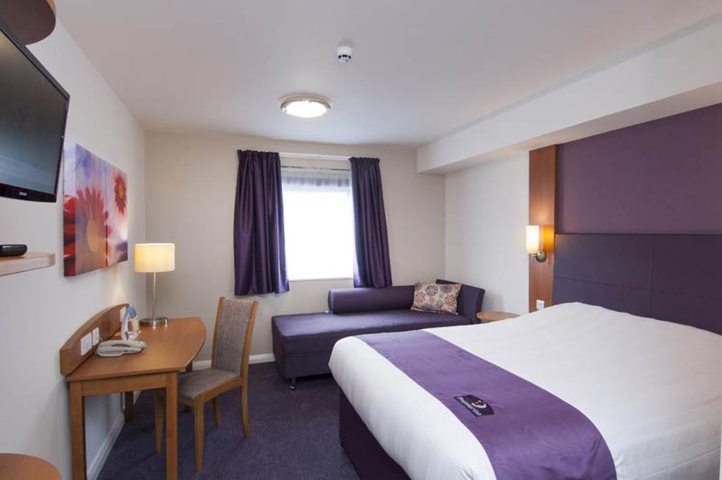 Premier Inn Exeter Central St. Davids Bilik gambar
